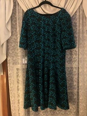 Danny & Nicole Teal and Black Floral Burnout Midi Dress